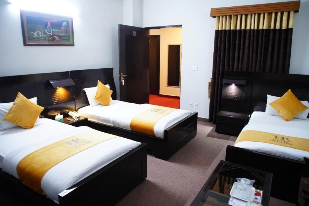 Hotel Red Line Islamabad Exterior photo